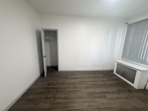 28 East 32nd Street Bayonne NJ 07002-0000