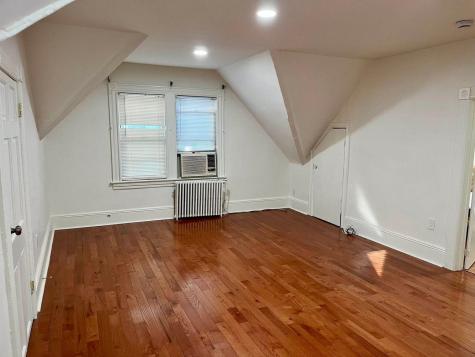 14 E 42nd Street Bayonne NJ 07002