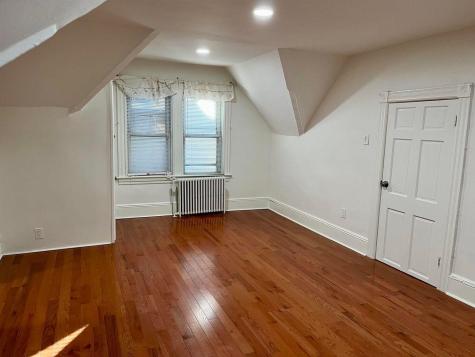 14 E 42nd Street Bayonne NJ 07002