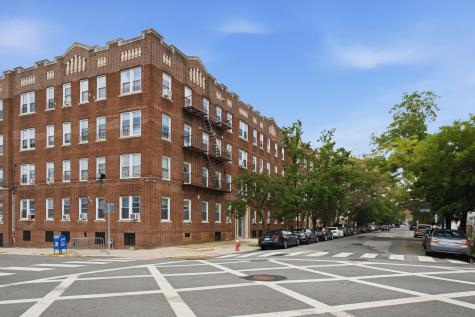 55 Corbin Avenue Jersey City NJ 07306-5650