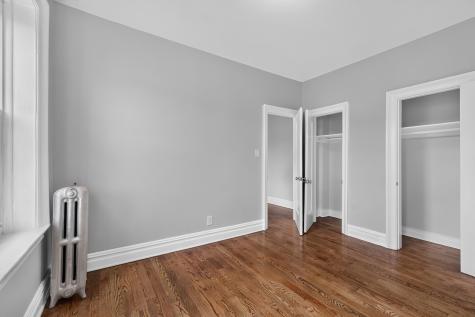 55 Corbin Avenue Jersey City NJ 07306-5650