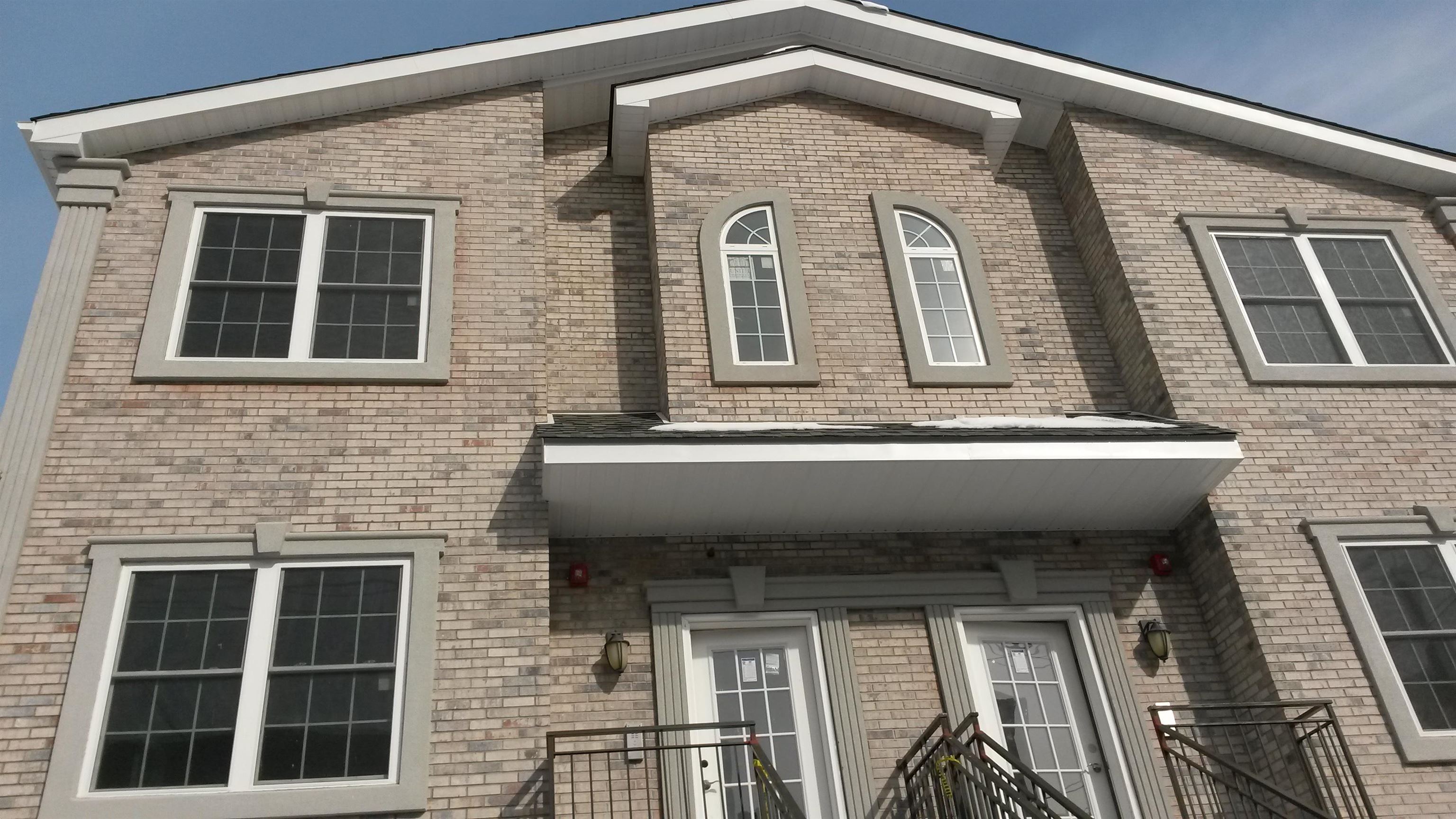 112 39th Street Union City NJ 07087-6128