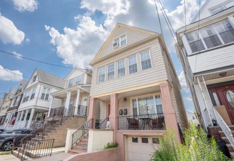 24 Edwards Court Bayonne NJ 07002
