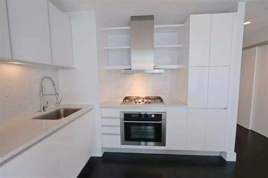 77 Hudson Street Jersey City NJ 07302