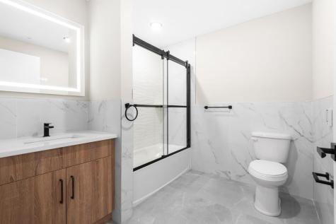 212 70th Street Guttenberg NJ 07093