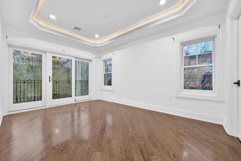 9 Marquis Court Edgewater NJ 07020