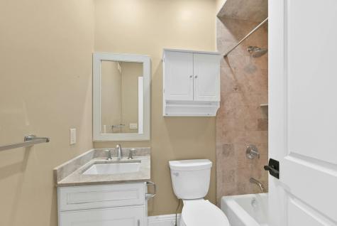 9 Marquis Court Edgewater NJ 07020