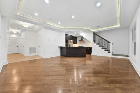 9 Marquis Court Edgewater NJ 07020