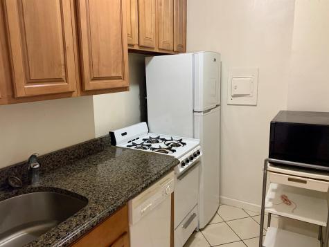 10 Huron Avenue Jersey City NJ 07306
