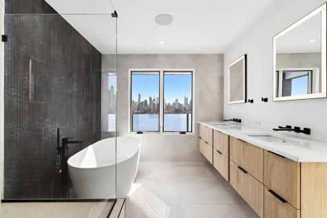 58 King Avenue Weehawken NJ 07086