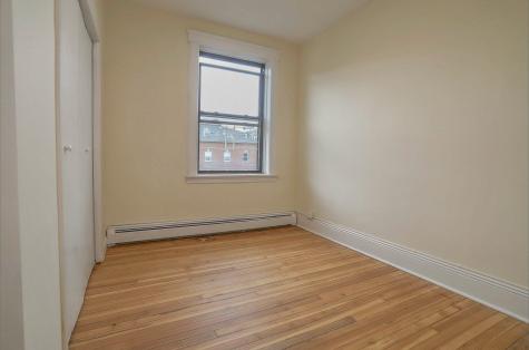 327 8th Street Union City NJ 07087