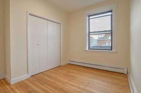 327 8th Street Union City NJ 07087