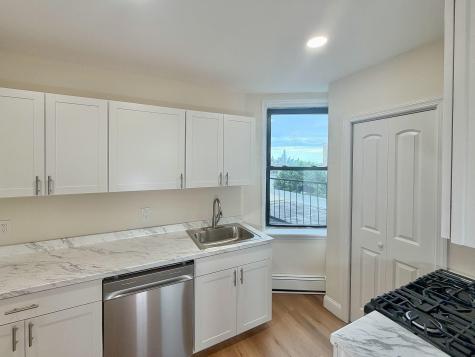 327 8th Street Union City NJ 07087