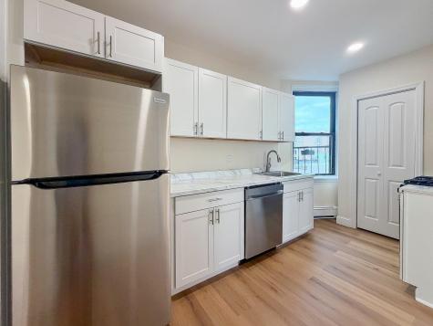 327 8th Street Union City NJ 07087