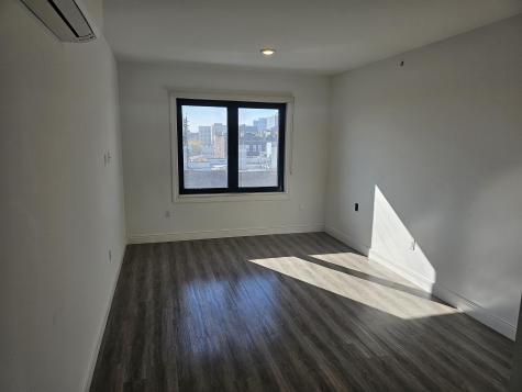 211 Baldwin Avenue Jersey City NJ 07306