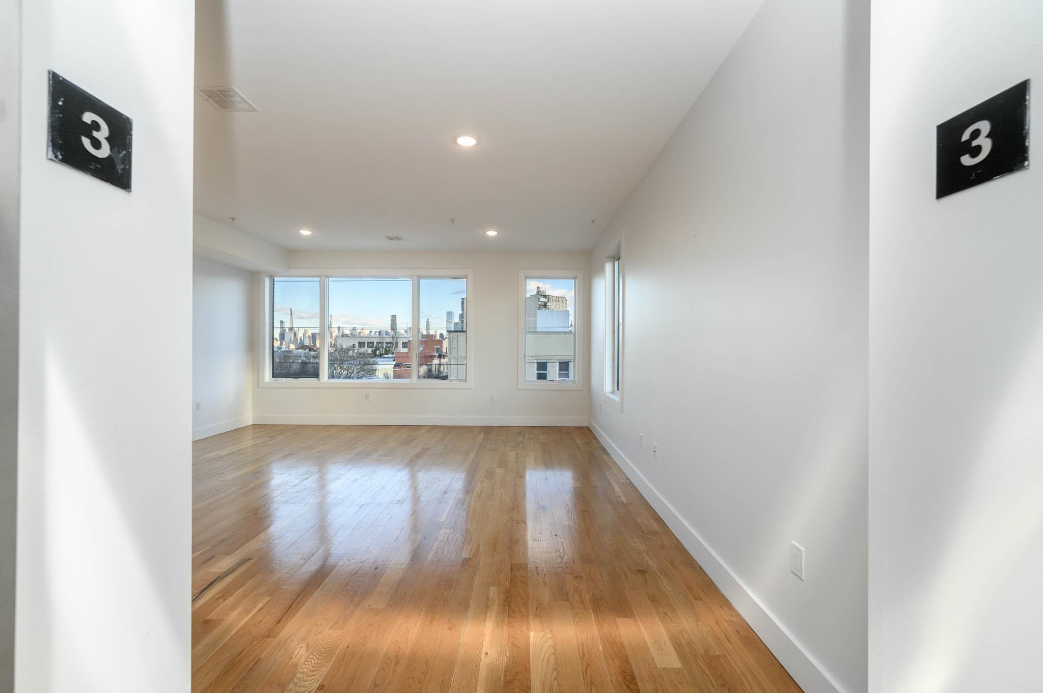 1707 Palisade Avenue Union City NJ 07087