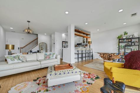 20 Lydia Drive Guttenberg NJ 07093