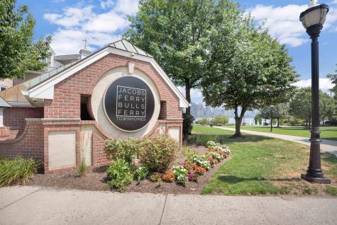 20 Lydia Drive Guttenberg NJ 07093