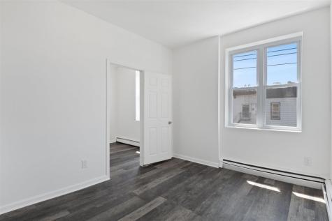 310 Paterson Plank Road Union City NJ 07087