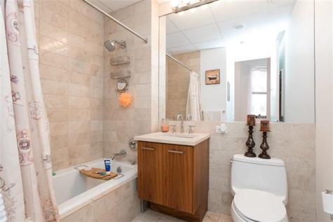 4 Beacon Way Jersey City NJ 07304