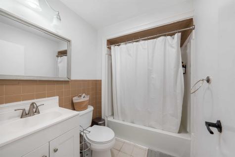23 51st Street Bayonne NJ 07002
