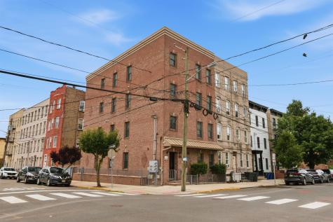 21 St Pauls Avenue Jersey City NJ 07306