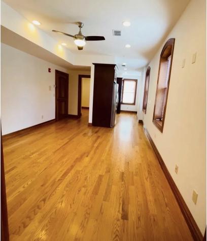 20 Erie Street Jersey City NJ 07302-4702