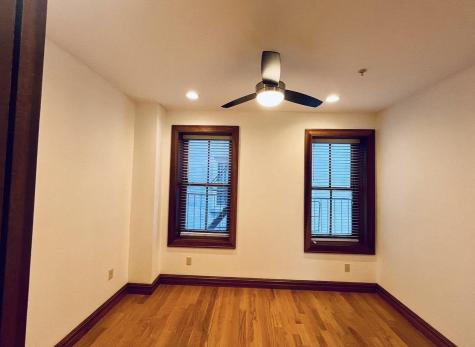 20 Erie Street Jersey City NJ 07302-4702