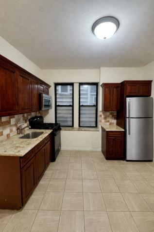 250 Avenue B Bayonne NJ 07002