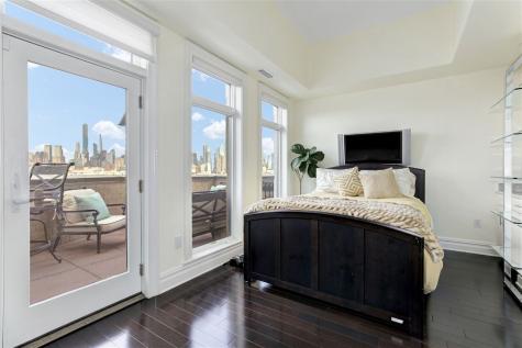 10 Henley Place Weehawken NJ 07086