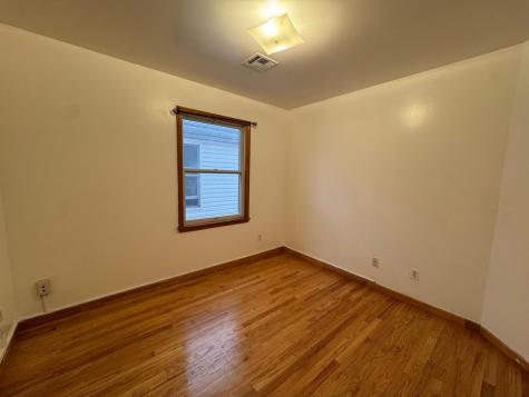 162 West 53rd Street Bayonne NJ 07002