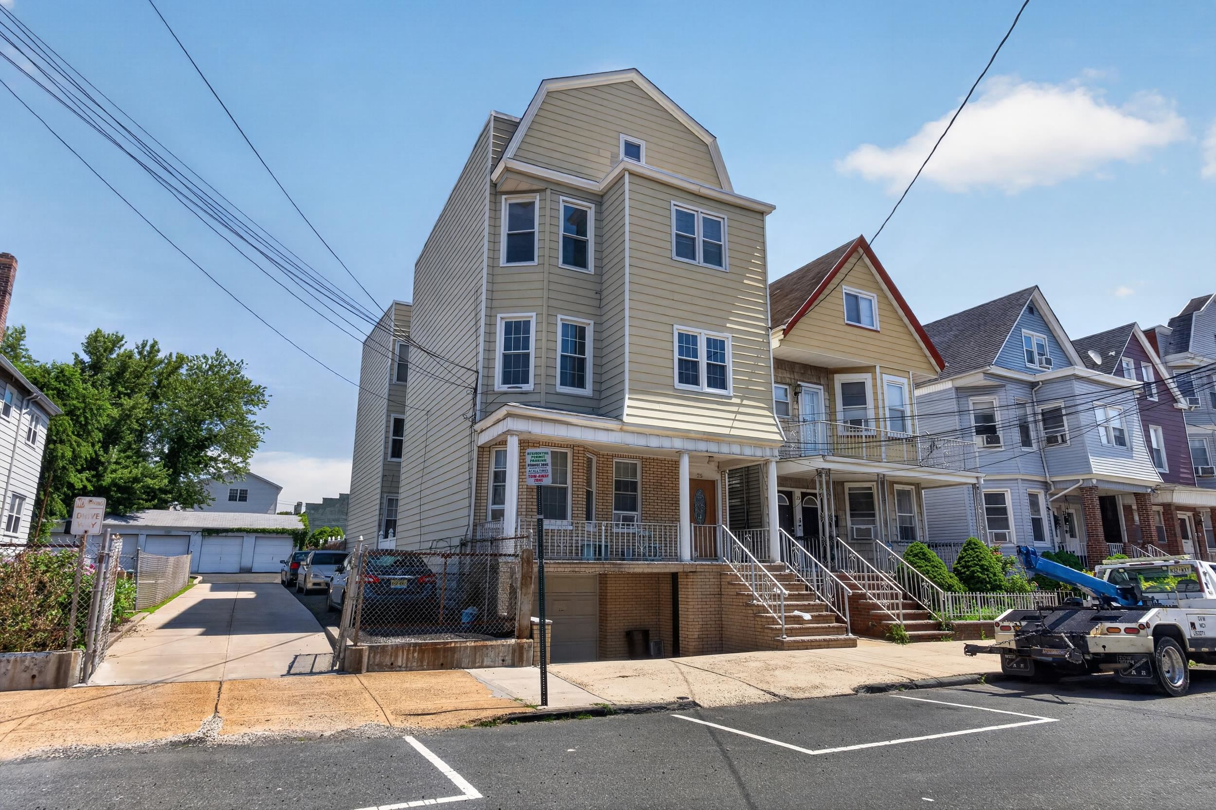 25 West 15th Street Bayonne NJ 07002
