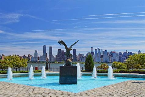 291 Roslyn Court West New York NJ 07093