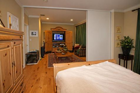 291 Roslyn Court West New York NJ 07093