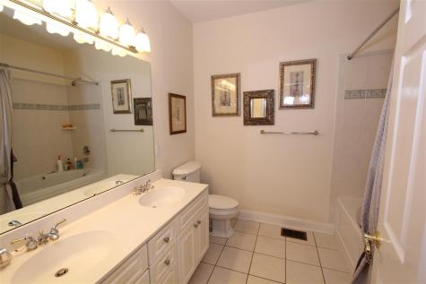 291 Roslyn Court West New York NJ 07093