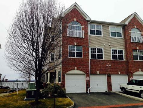 39 Lee Court Jersey City NJ 07305