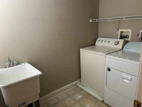 39 Lee Court Jersey City NJ 07305