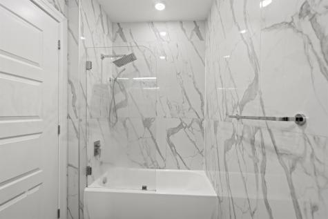 211 Baldwin Avenue Jersey City NJ 07306