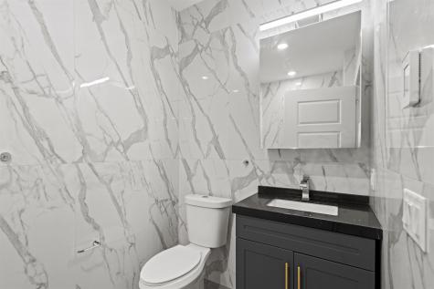 211 Baldwin Avenue Jersey City NJ 07306