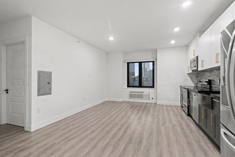 211 Baldwin Avenue Jersey City NJ 07306