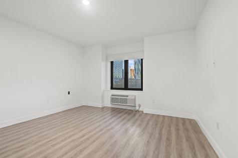 211 Baldwin Avenue Jersey City NJ 07306