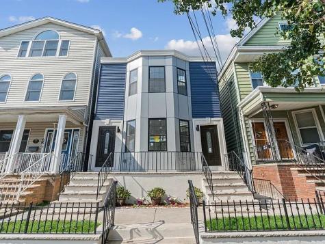 133 West 4th Street Bayonne NJ 07002
