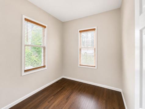 22 East 33rd Street Bayonne NJ 07002