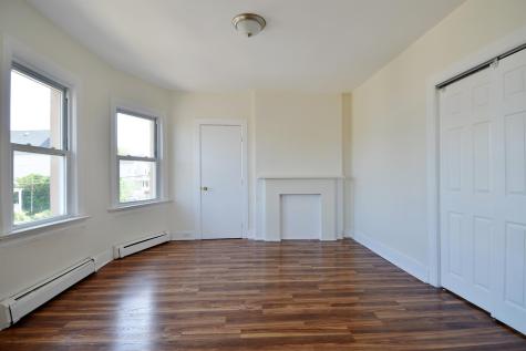 135 Lord Avenue Bayonne NJ 07002