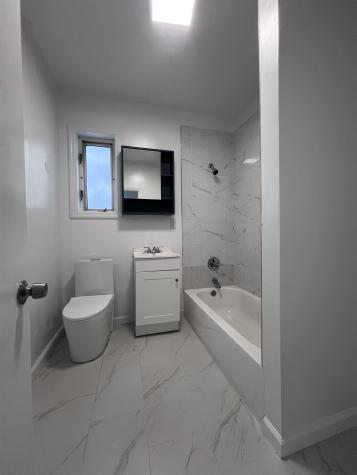 28 East 47th Street Bayonne NJ 07002