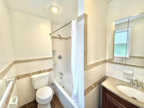 663 Avenue C Bayonne NJ 07002