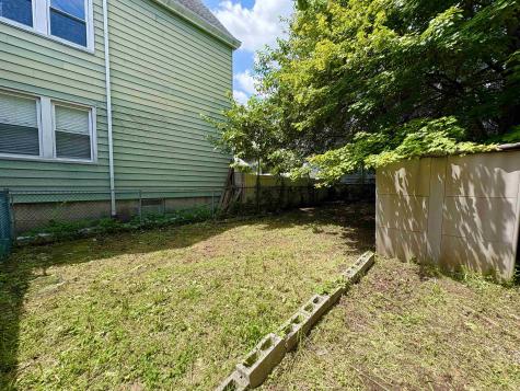 663 Avenue C Bayonne NJ 07002