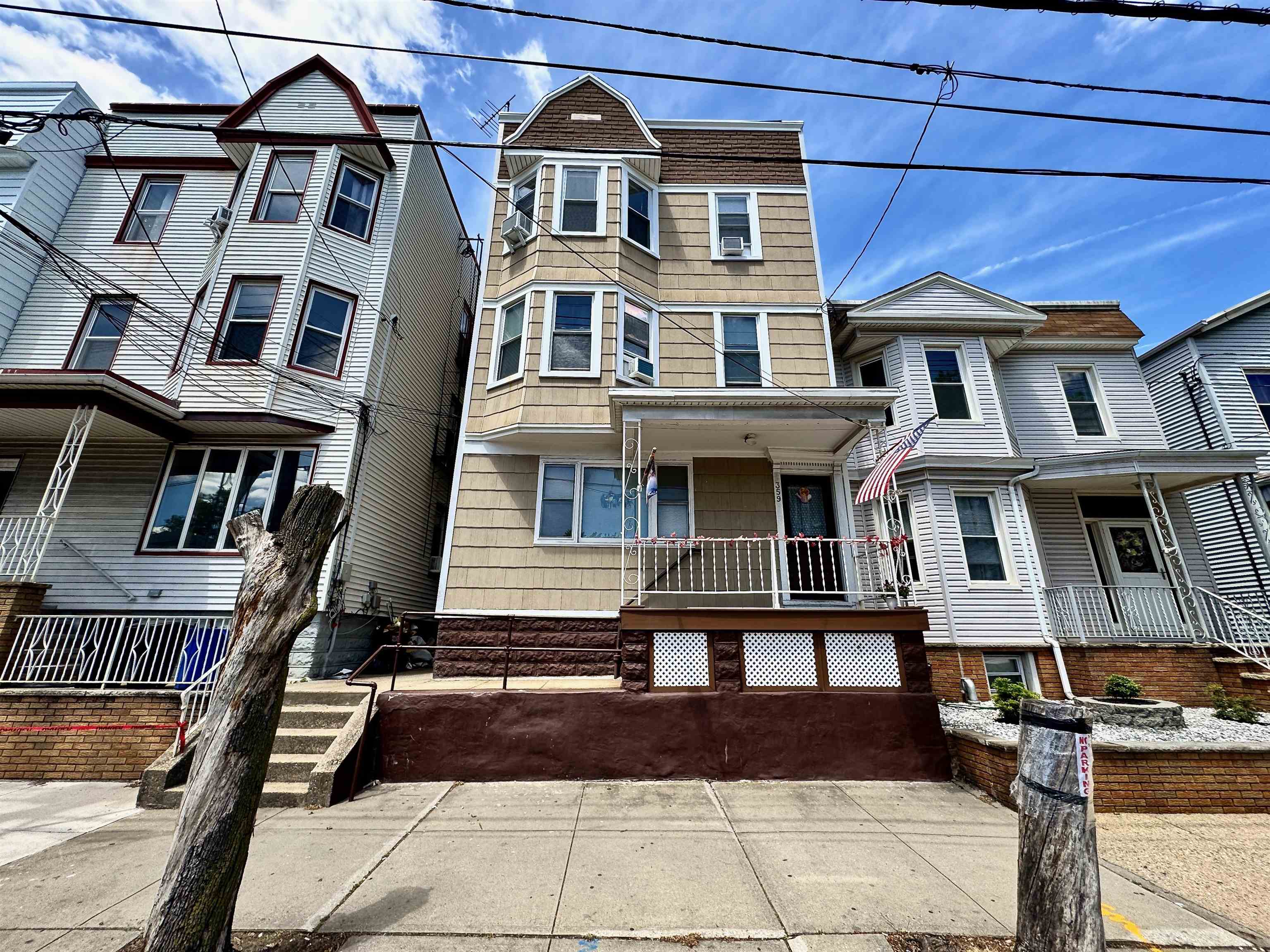359 Avenue E Bayonne NJ 07002