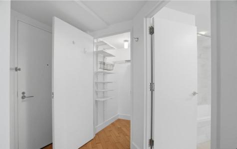 77 Hudson Street Jersey City NJ 07302