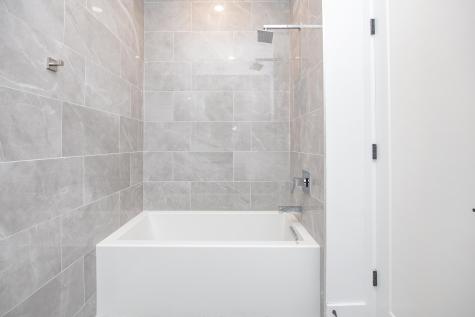 6710 Park Avenue Guttenberg NJ 07093